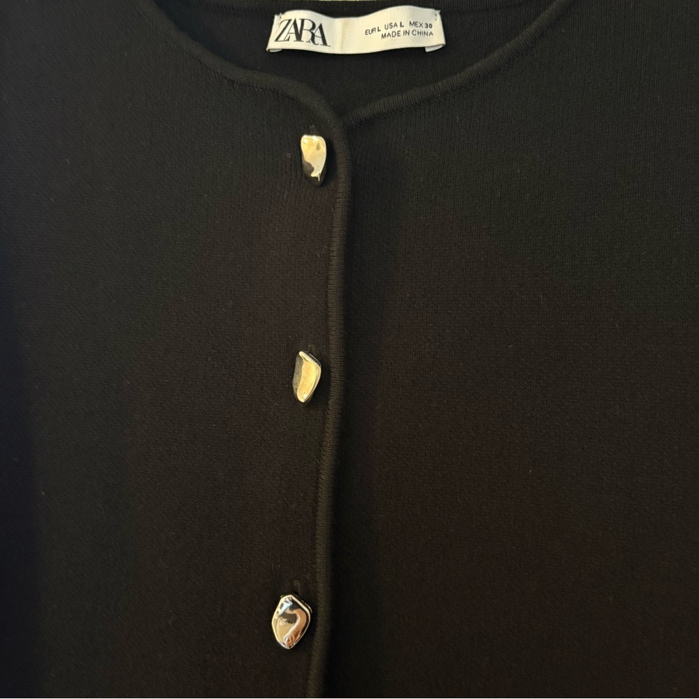 Zara Knit Black Tank Silver Buttons - Picture 2 of 4
